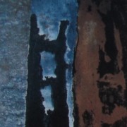 Ce détail d'un dessin de Victor Hugo représente une ombre de tour accolée à une autre tour au premier plan, d'un brun clair, avec le ciel bleu en fond.