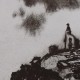 Ce détail d'un dessin de Victor Hugo représente une silhouette juchée sur un rocher et qui contemple l'abîme sous ses pieds. On aperçoit une falaise en face.