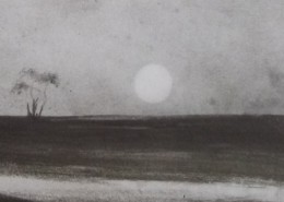 Ce détail d'un dessin de Victor Hugo représente un horizon de nature, avec un arbre seul sur l'horizon et, près de lui, le soleil couchant.
