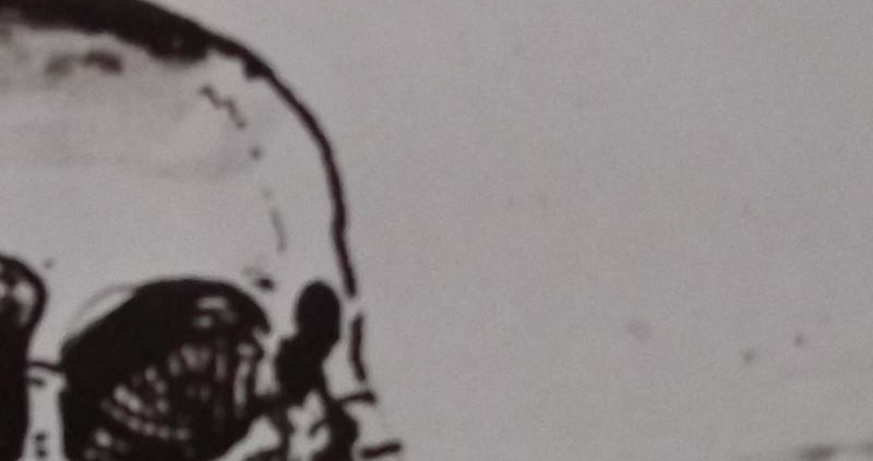 Ce détail d'un dessin de Victor Hugo représente les yeux d'une tête de mort, quand le corps est rendu à la nature, et que les os prennent la majesté des marbres.