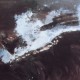 Ce détail d'un dessin de Victor Hugo représente l'écume au-dessus de la vague, ange blanc qui semble s'extraire de la noirceur des flots des "temps sombres".