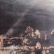 Ce détail d'un dessin de Victor Hugo représente des ruines, des pierres, enfouies dans les profondeurs, et éclairées par un rayon venu du ciel. Sur la droite, apparaît la "bouche d'ombre".